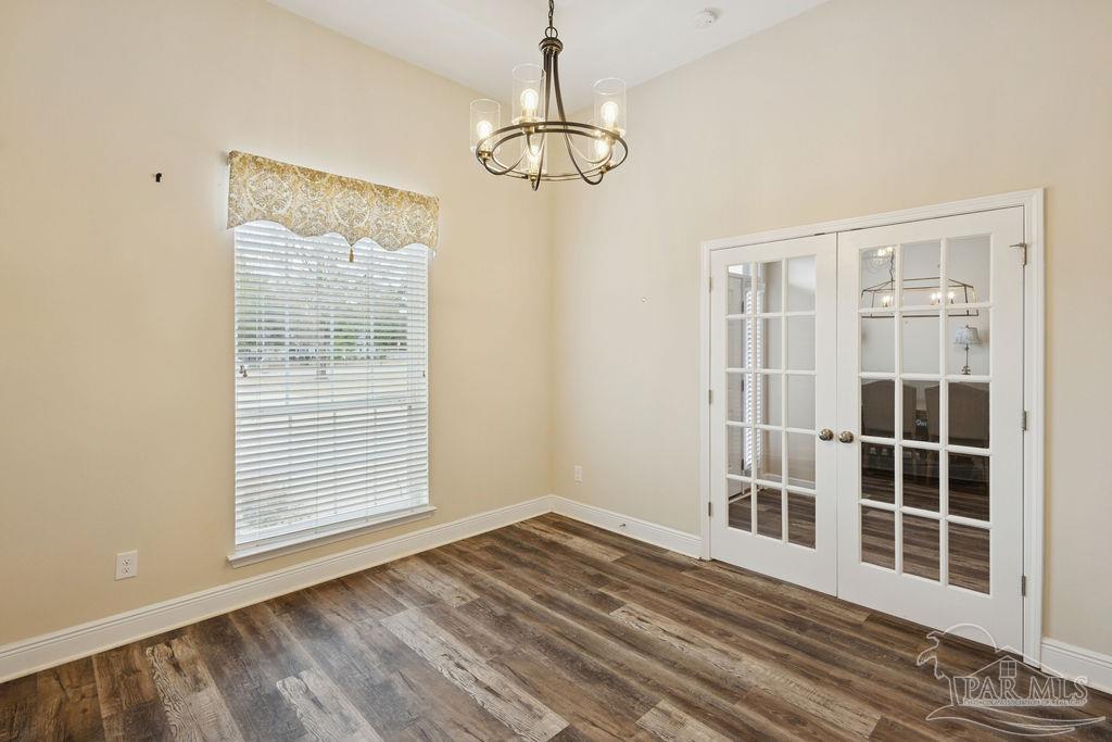 6994 Foxboro Circle Pace, FL 32571 - Photo 11 of 39