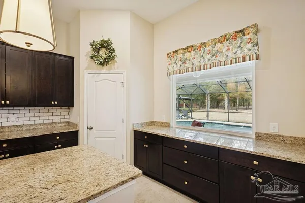 $889,000 | 6994 Foxboro Circle, Pace, FL 32571