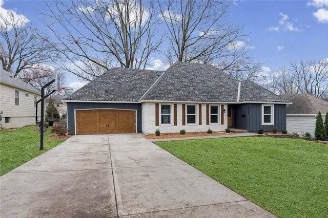 $590,000 | 9625 Beverly Drive, Overland Park, KS 66207