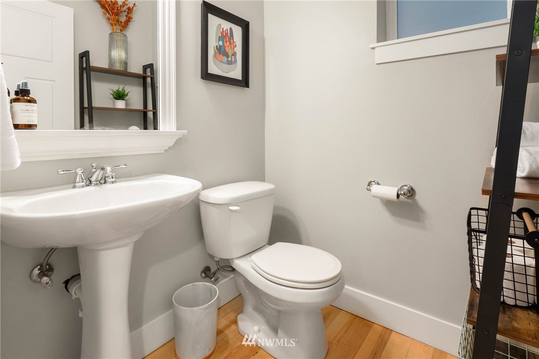 16407 35th Drive Southeast Bothell, WA 98012 - Photo 14 of 30 Gallery Image 14