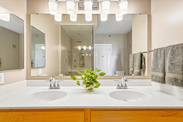 $400,000 | 620 Main Street North, Unit 124, Stillwater, MN 55082