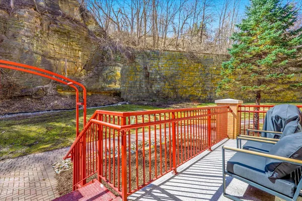 $400,000 | 620 Main Street North, Unit 124, Stillwater, MN 55082