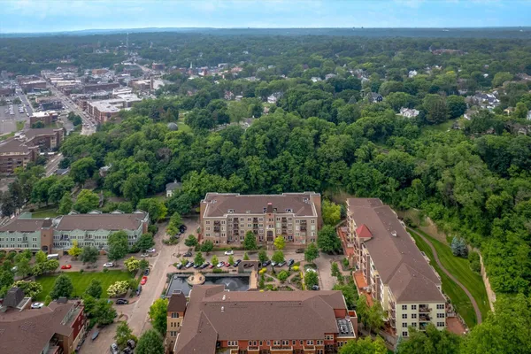 $400,000 | 620 Main Street North, Unit 124, Stillwater, MN 55082