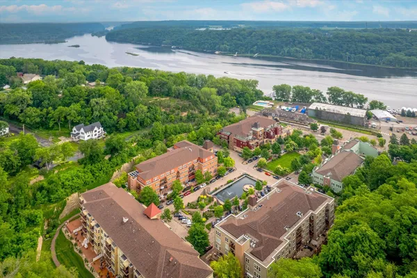 $400,000 | 620 Main Street North, Unit 124, Stillwater, MN 55082