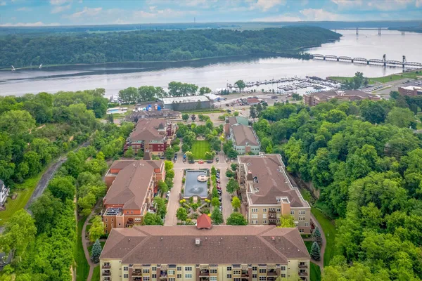 $400,000 | 620 Main Street North, Unit 124, Stillwater, MN 55082