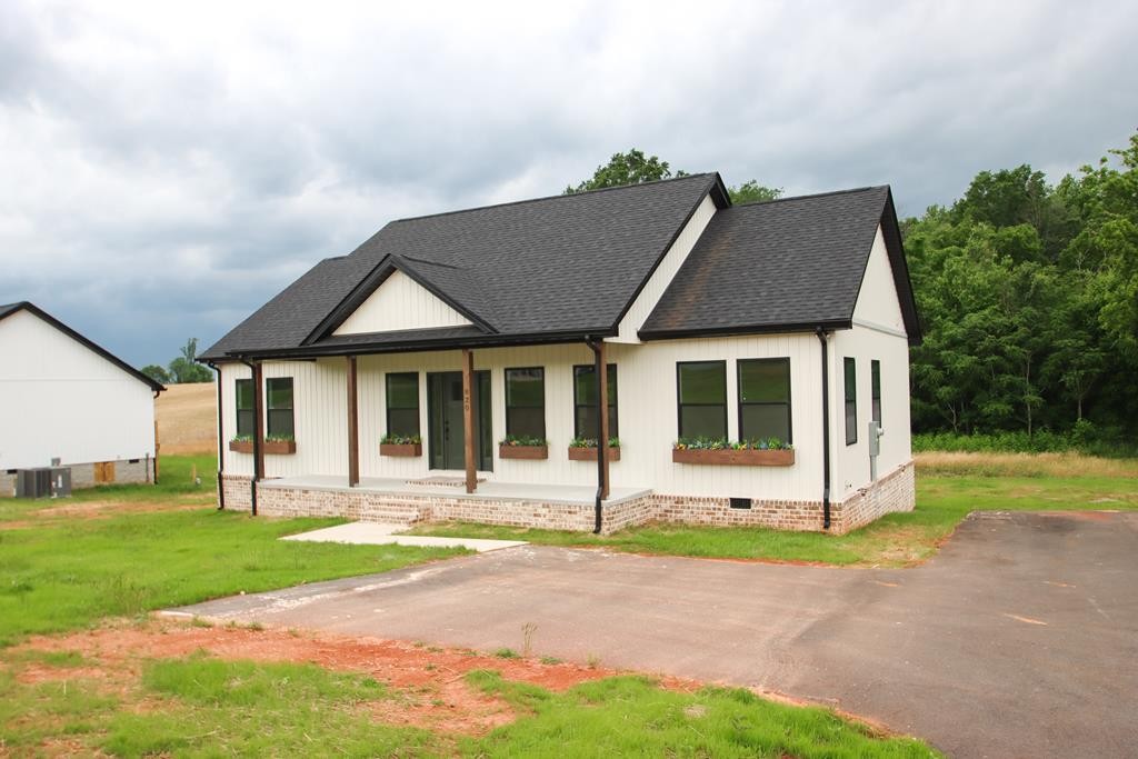 820 Frank Anderson Road Sparta, TN 38583 - Photo 1 of 25 Gallery Image 1