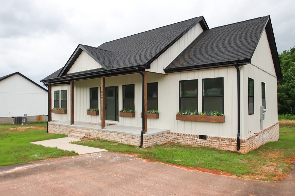 820 Frank Anderson Road Sparta, TN 38583 - Photo 3 of 25 Gallery Image 3