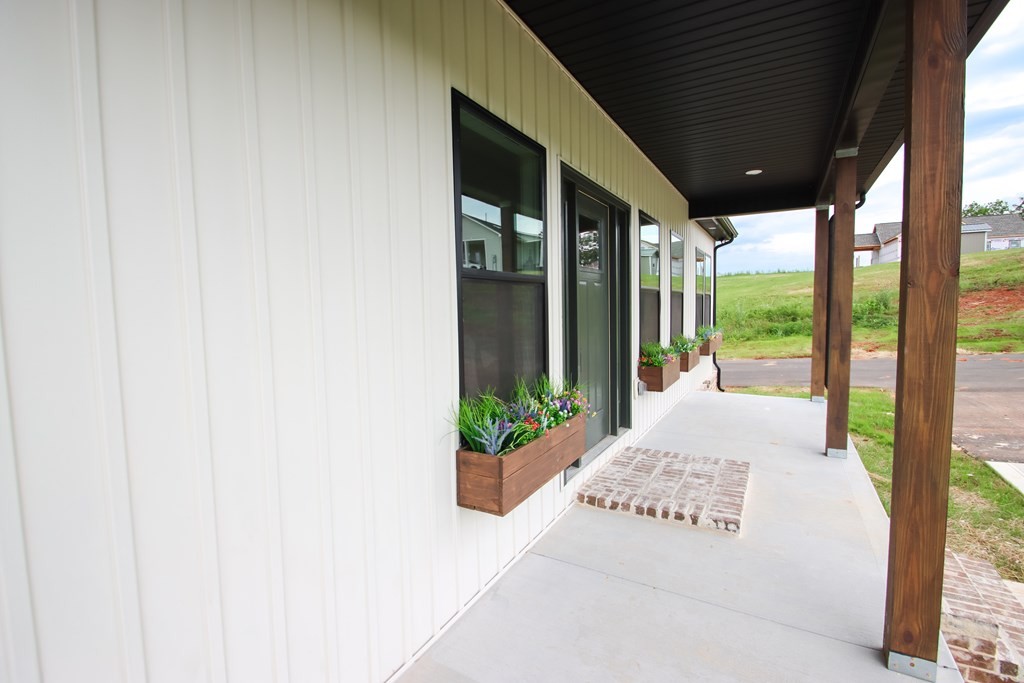820 Frank Anderson Road Sparta, TN 38583 - Photo 5 of 25 Gallery Image 5