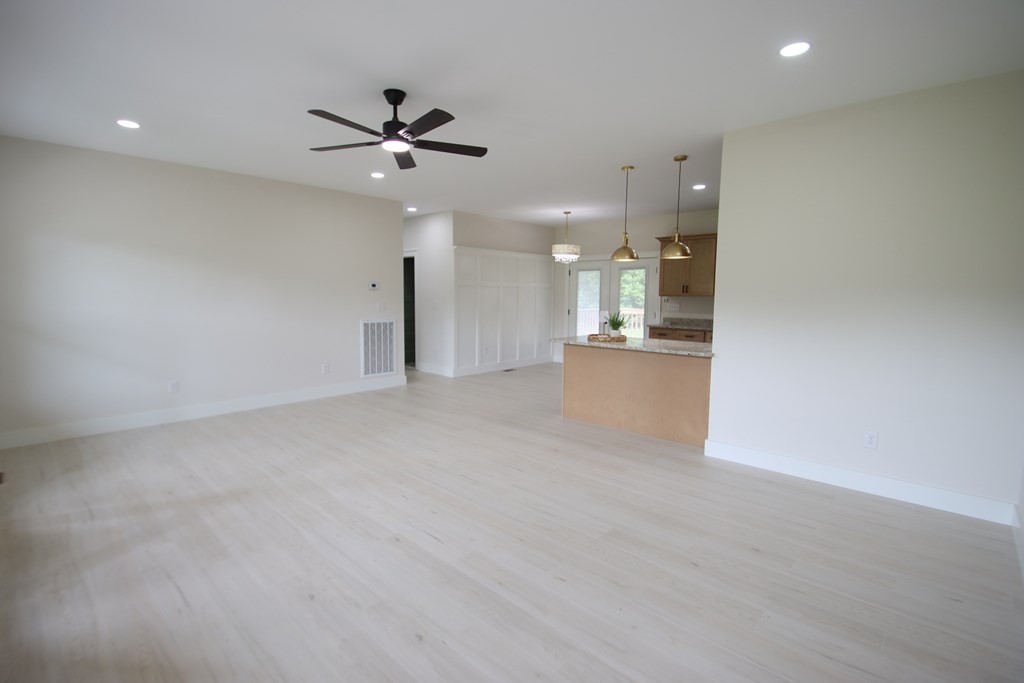 820 Frank Anderson Road Sparta, TN 38583 - Photo 8 of 25 Gallery Image 8