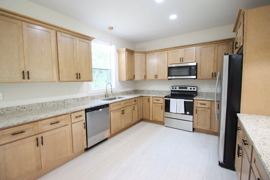 820 Frank Anderson Road Sparta, TN 38583 - Photo 10 of 25 Gallery Image 10