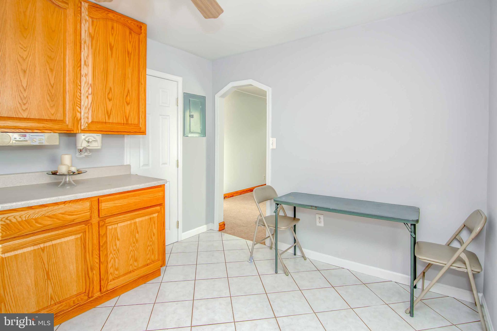 513 Riverside Drive Baltimore, MD 21221 - Photo 8 of 14 Kitchen