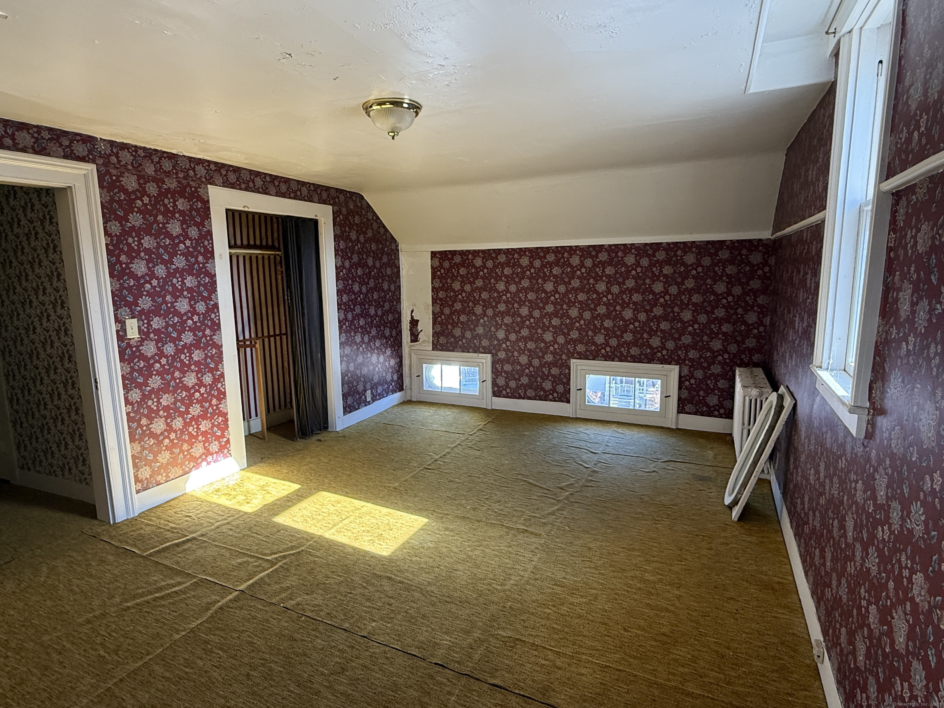 55 Walnut Street Winchester, CT 06098 - Photo 27 of 37