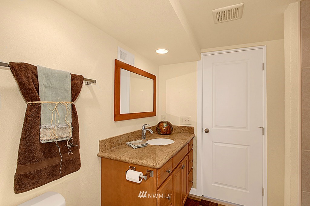 307 Taylor Avenue Northwest Renton, WA 98057 - Photo 14 of 18 Gallery Image 14