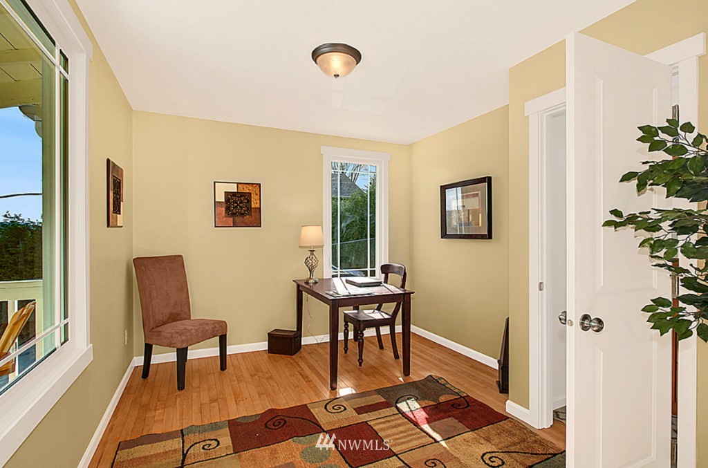 307 Taylor Avenue Northwest Renton, WA 98057 - Photo 7 of 18 Gallery Image 7