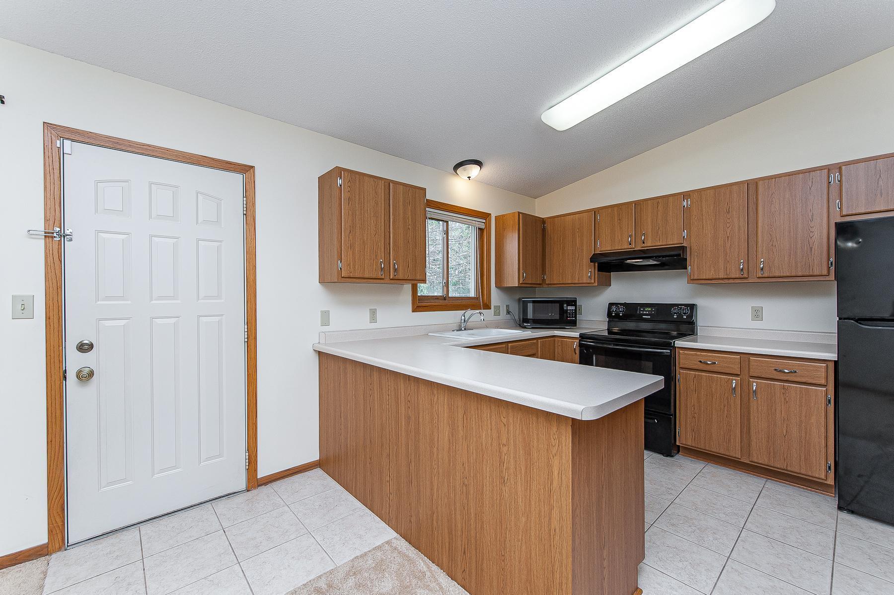 4314 4th Place Northwest Rochester, MN 55901 - Photo 10 of 28