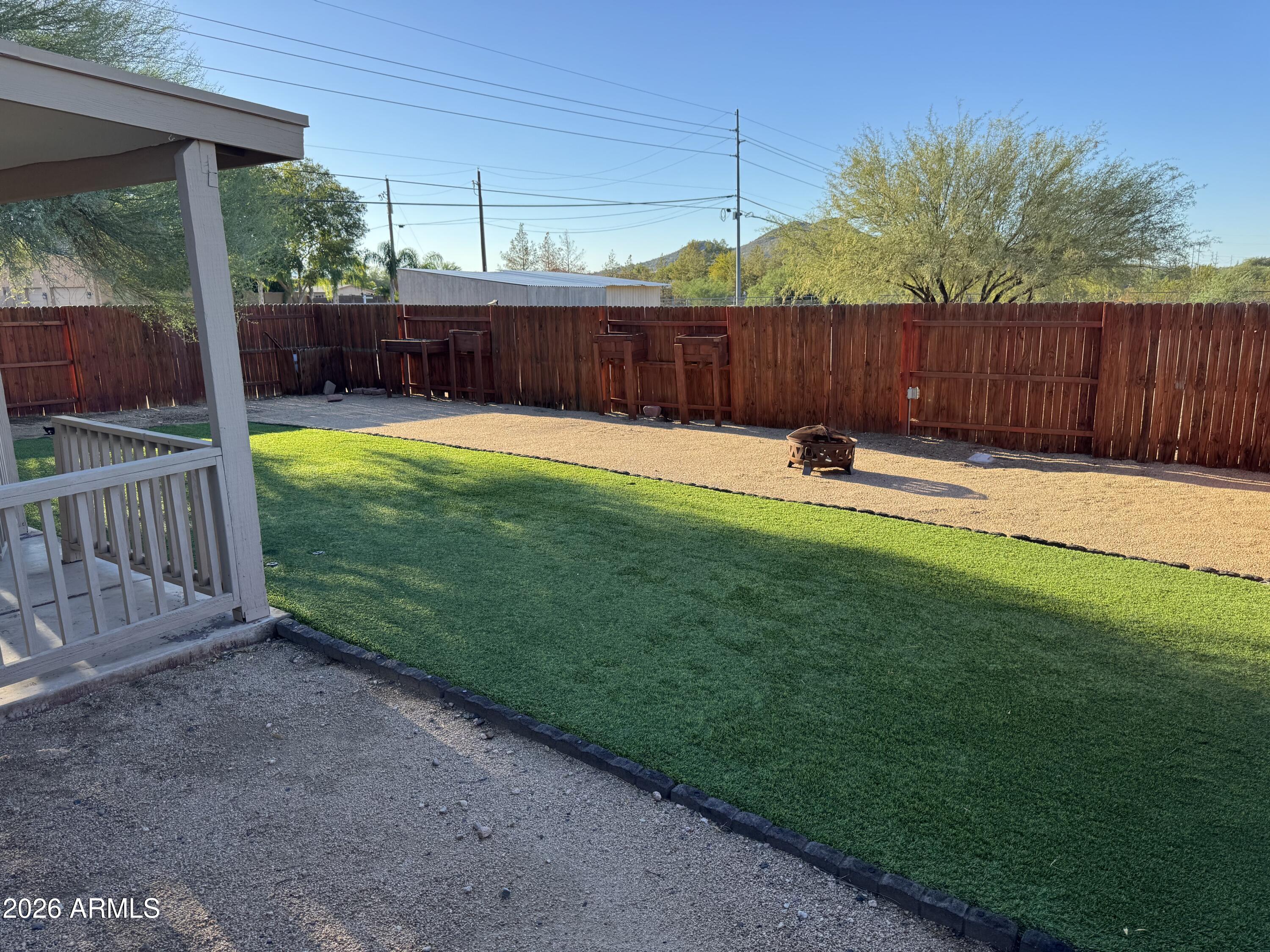 2707 West Irvine Road Phoenix, AZ 85086 - Photo 9 of 40 PrivateYard2_Irvine