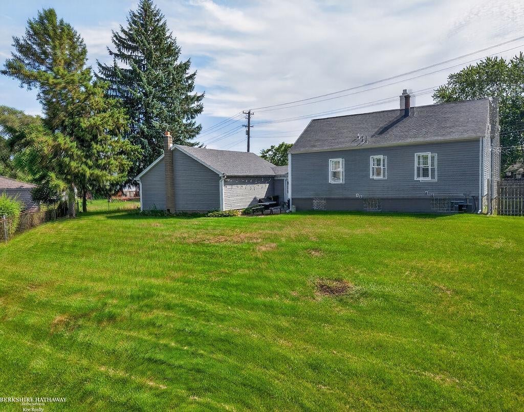 12121 Canal Road Sterling Heights, MI 48313 - Photo 40 of 44 Gallery Image 40
