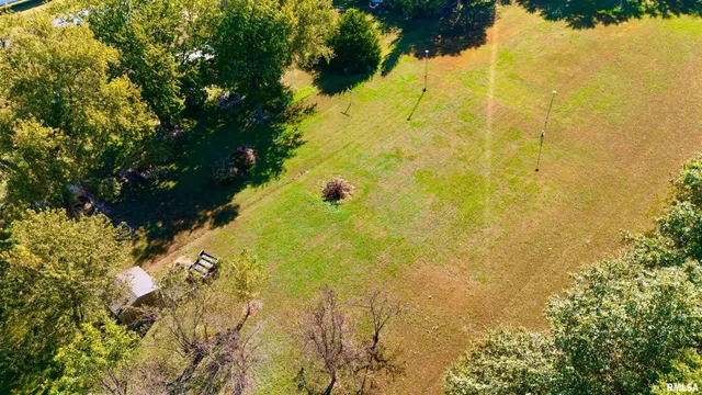 $190,000 | 212 South Clark Avenue Southwest, Clay City, IL 62824