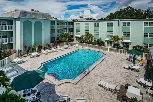 $1,600 | 1706 Belleair Forest Drive, Unit 322, Belleair, FL 33756