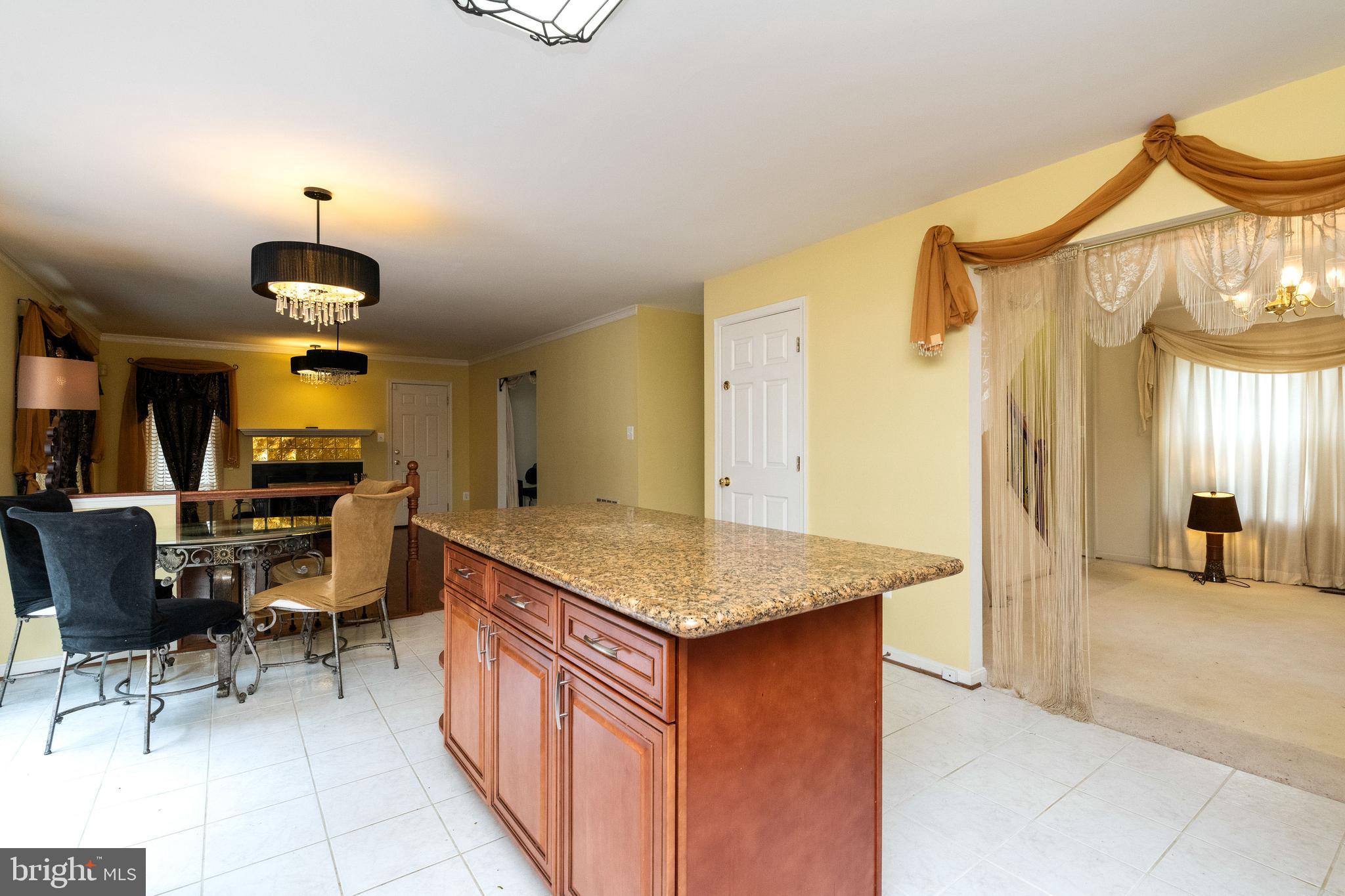 2009 Windys Run Road Catonsville, MD 21228 - Photo 7 of 30 Gallery Image 7