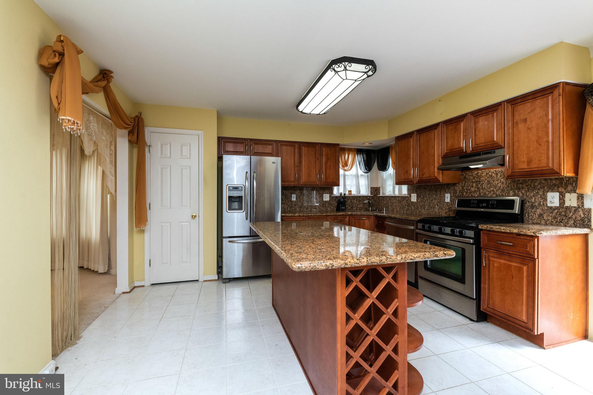 2009 Windys Run Road Catonsville, MD 21228 - Photo 8 of 30 Gallery Image 8