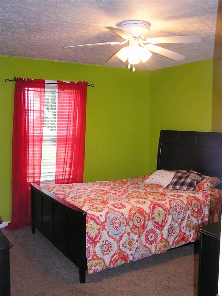 2161 Fairview Boiling Springs Road Bowling Green, KY 42101 - Photo 15 of 25 Gallery Image 15