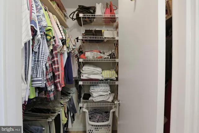 $2,650 | 307 Yoakum Parkway, Unit 1506, Alexandria, VA 22304