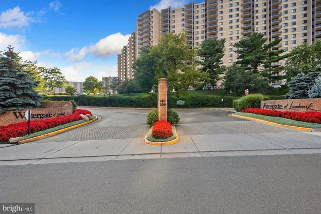 $2,650 | 307 Yoakum Parkway, Unit 1506, Alexandria, VA 22304