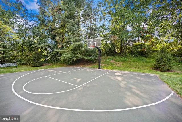 $2,650 | 307 Yoakum Parkway, Unit 1506, Alexandria, VA 22304