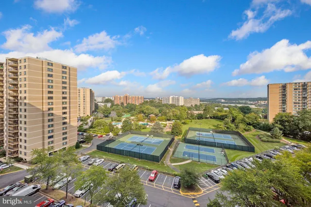 $2,650 | 307 Yoakum Parkway, Unit 1506, Alexandria, VA 22304