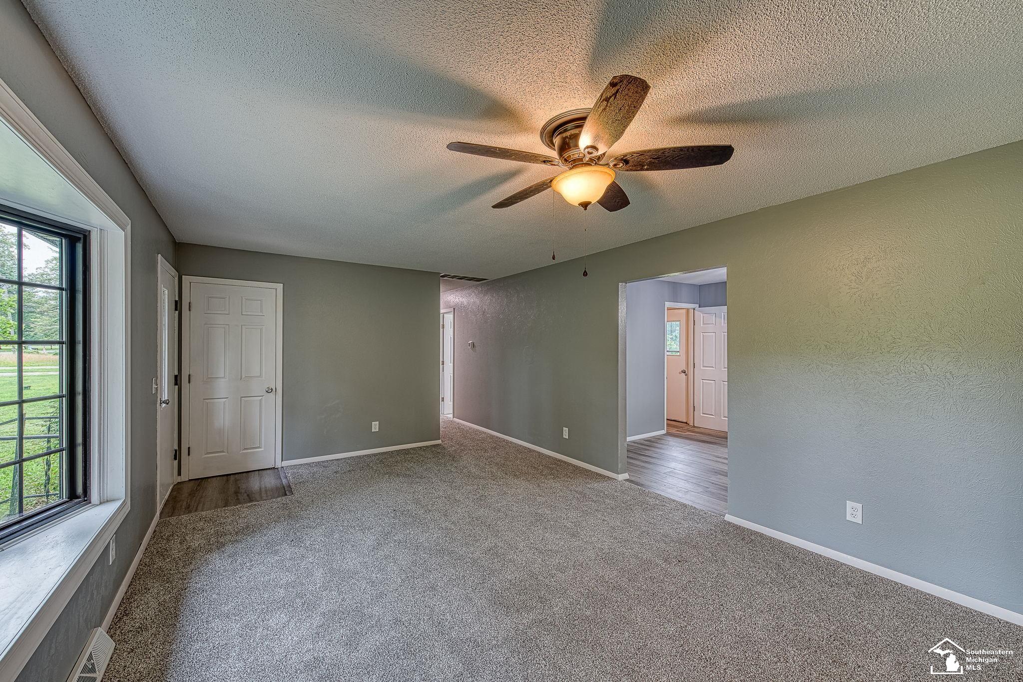 9137 Summerfield Road Temperance, MI 48182 - Photo 5 of 27