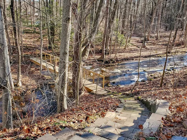 $900,000 | 226 Amesbury Road, Kensington, NH 03833