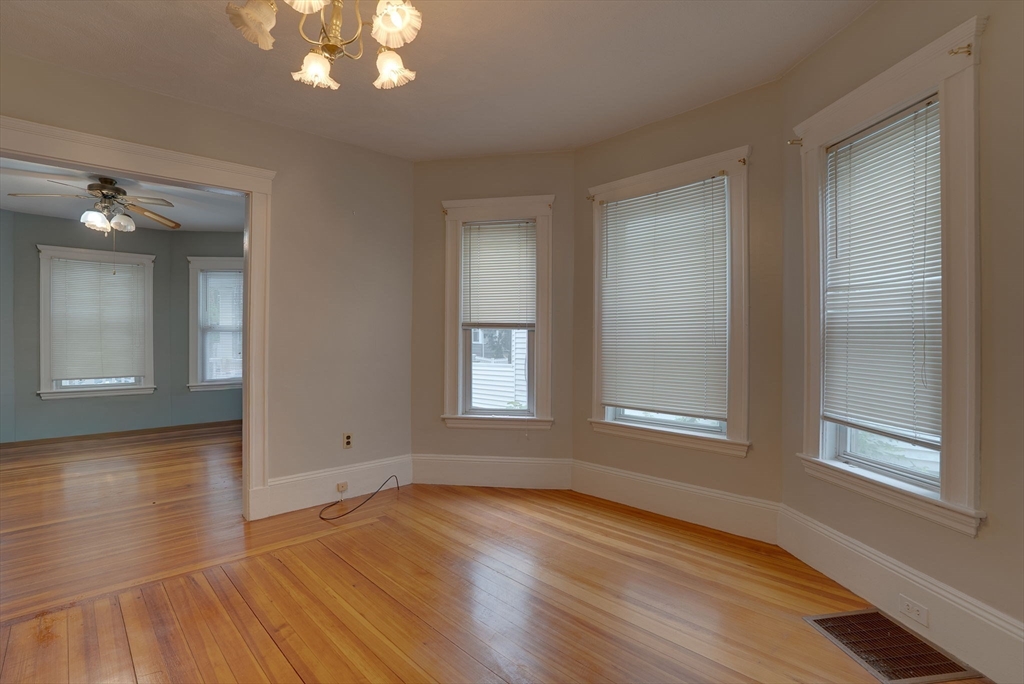 40 Simpson Avenue Somerville, MA 02144 - Photo 7 of 34