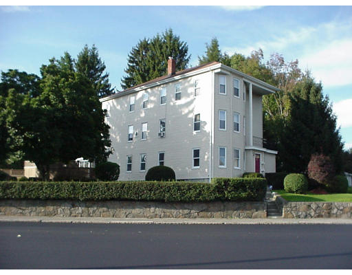 444 Hamilton Street Worcester, MA 01604 - Photo 2 of 16 Gallery Image 2