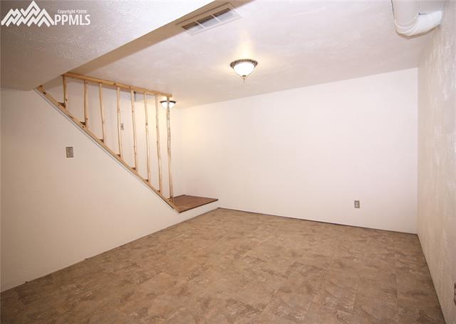 377 Ridge Road Divide, CO 80814 - Photo 23 of 35 Another view of the large family room
