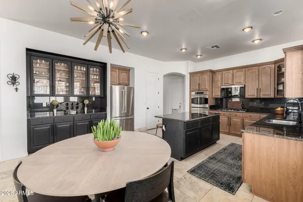 a view of walk in closet