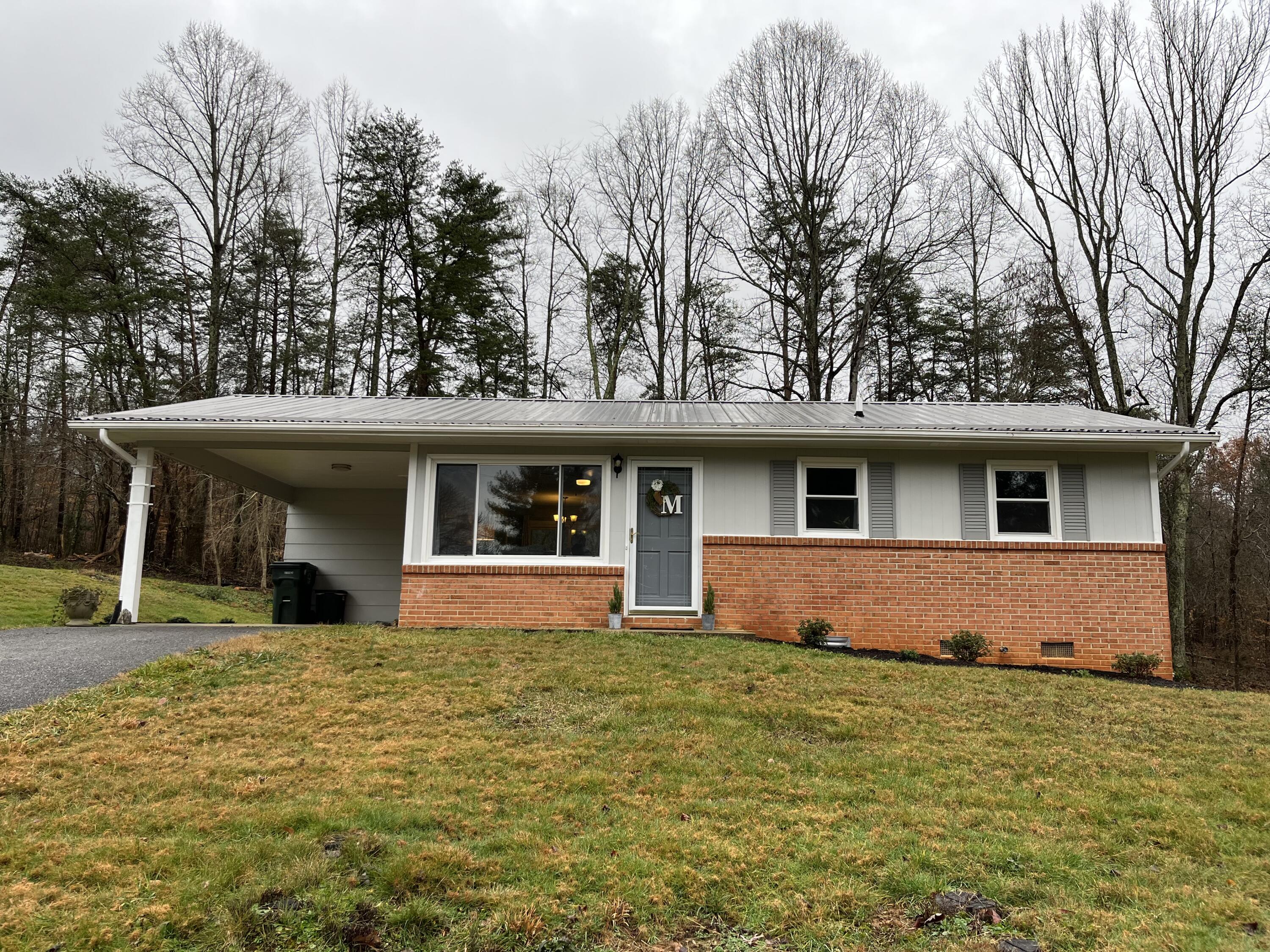 138 Evergreen Road Jonesborough, TN 37659 - Photo 2 of 69 IMG_0578