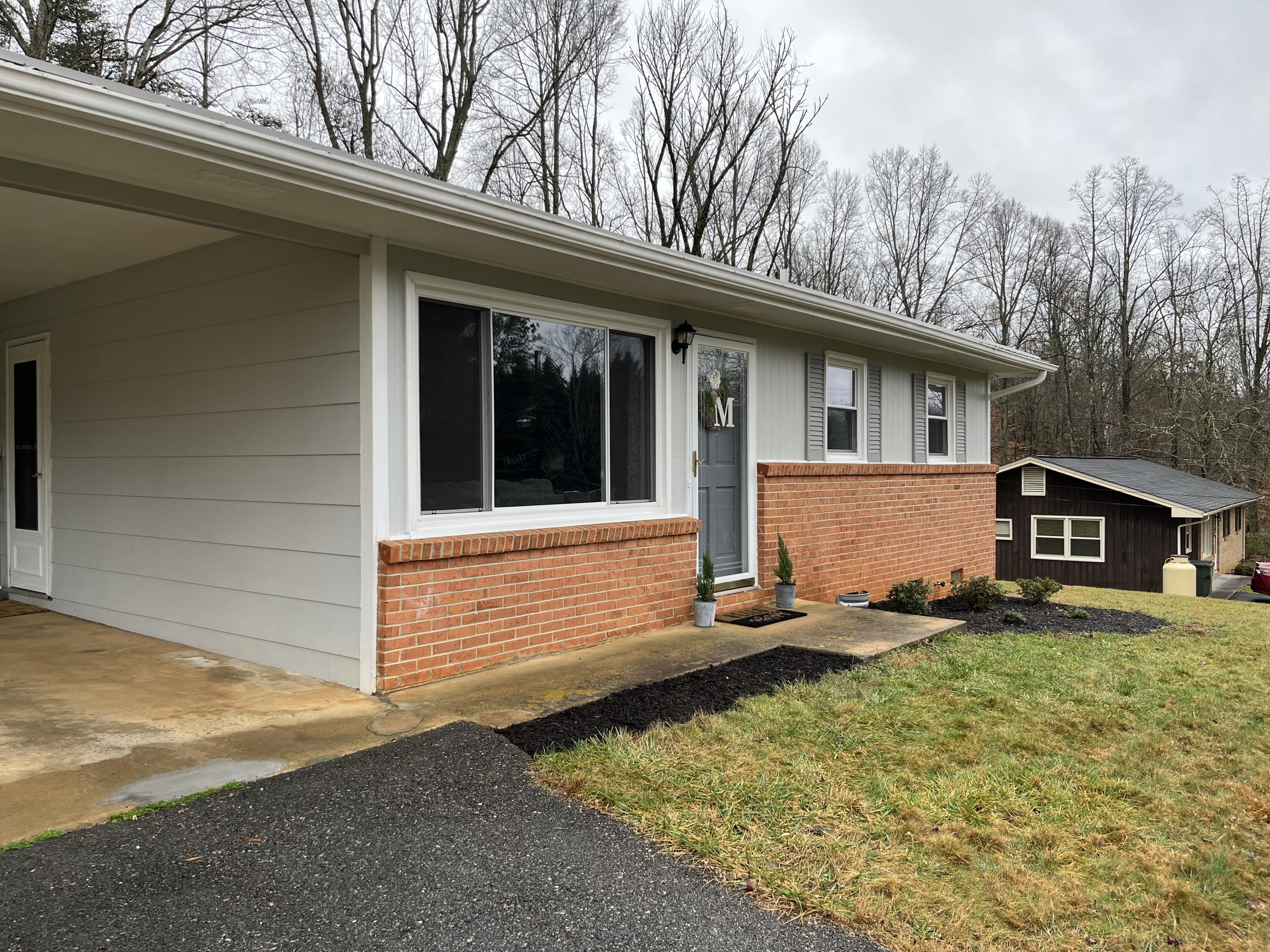 138 Evergreen Road Jonesborough, TN 37659 - Photo 6 of 69 IMG_0513