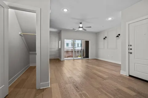 $525,000 | 2827 Manor Road, Unit 2201, Austin, TX 78722