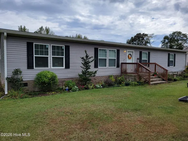 $245,000 | 3729 Bryan Hardy Road, La Grange, NC 28551