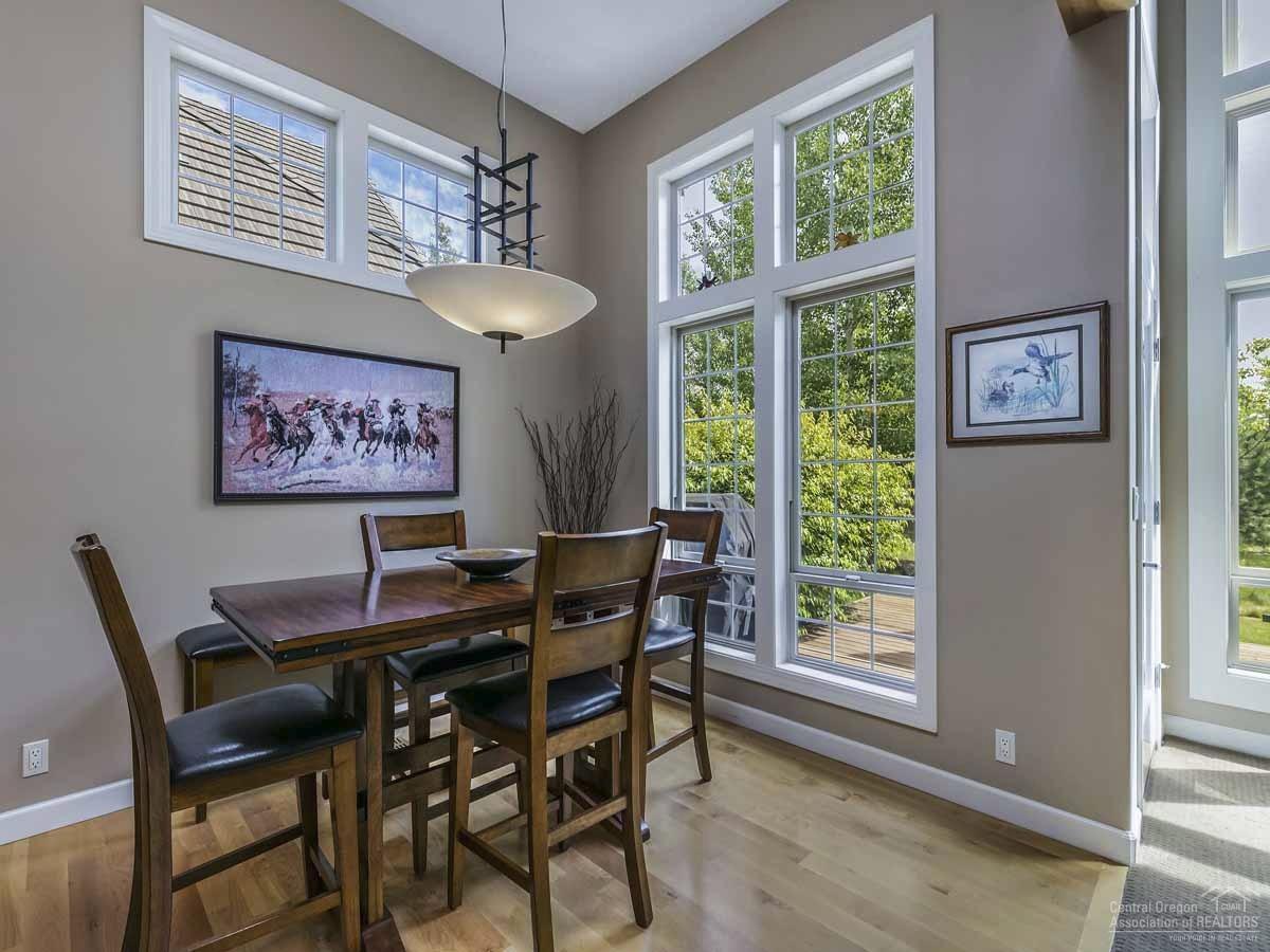 61836 Fall Creek Loop Bend, OR 97702 - Photo 4 of 25 Gallery Image 4