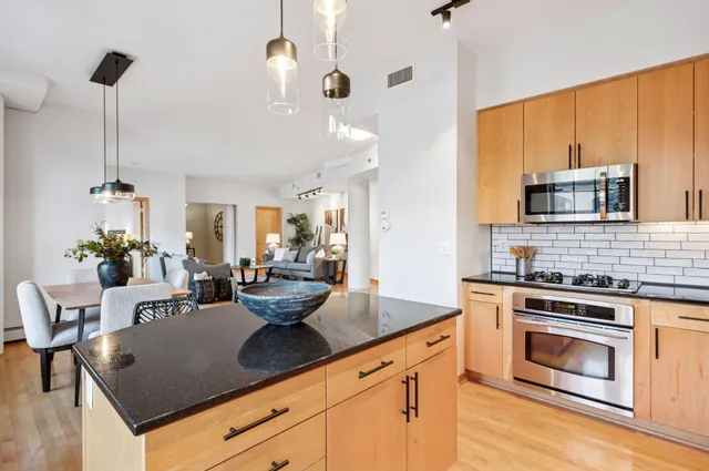 $600,000 | 111 North 4th Avenue, Unit 601, Minneapolis, MN 55401