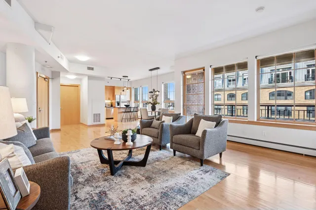 $600,000 | 111 North 4th Avenue, Unit 601, Minneapolis, MN 55401