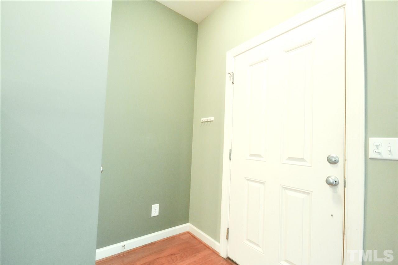 8826 Orchard Grove Way Raleigh, NC 27612 - Photo 2 of 25 Gallery Image 2