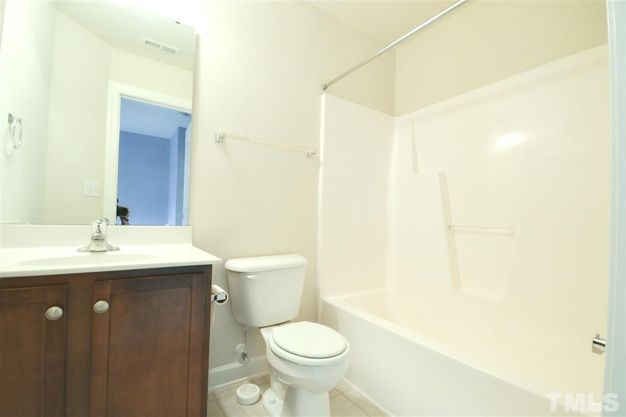 8826 Orchard Grove Way Raleigh, NC 27612 - Photo 18 of 25 Gallery Image 18
