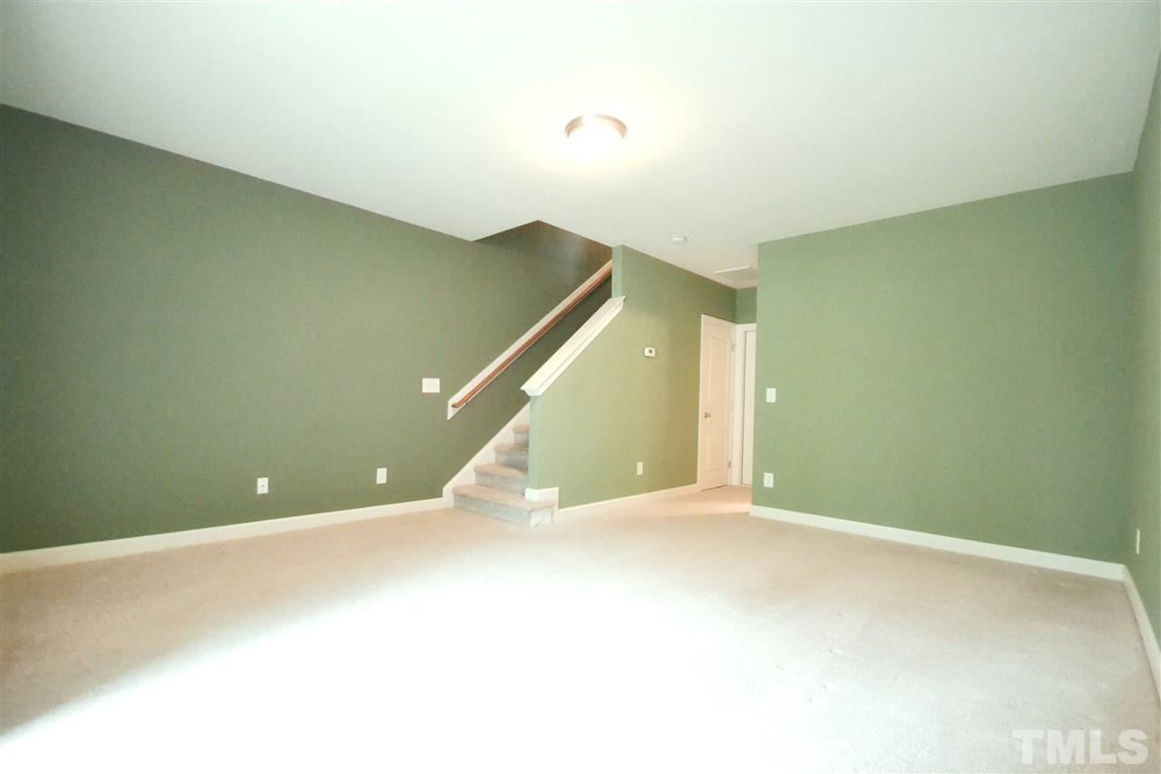 8826 Orchard Grove Way Raleigh, NC 27612 - Photo 22 of 25 Gallery Image 22