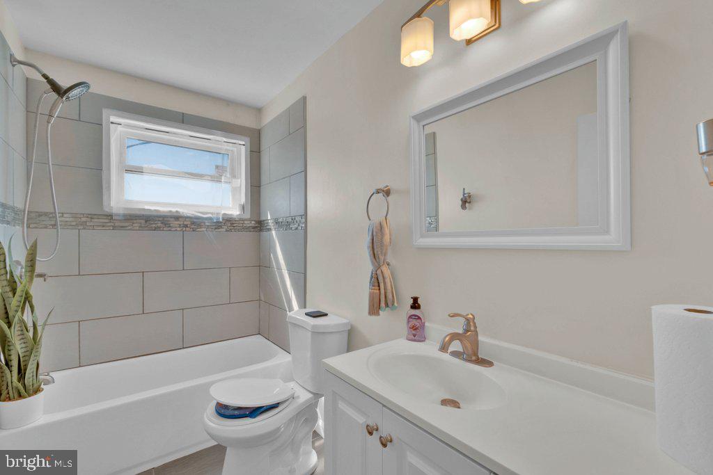 1329 Halstead Road Baltimore, MD 21234 - Photo 21 of 30 Upstairs full bath