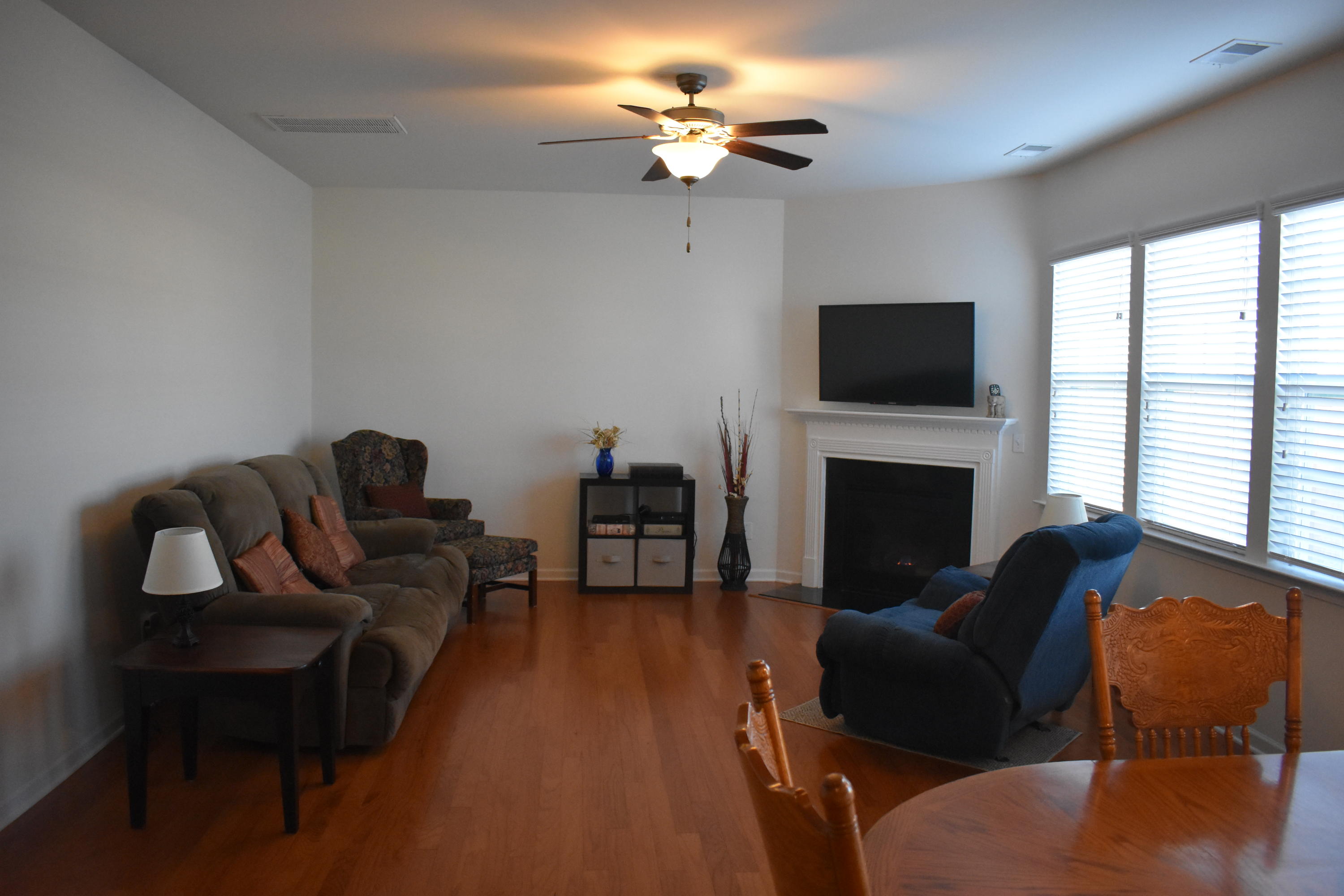 302 Beautyberry Road Summerville, SC 29486 - Photo 3 of 47 DSC_0008