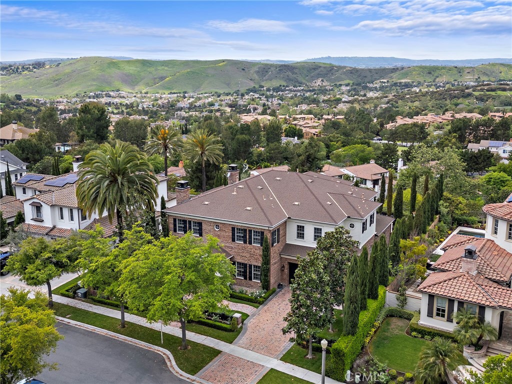 15 Starlight Ladera Ranch, CA 92694 - Photo 29 of 36 an aerial view of residential houses with outdoor space and trees