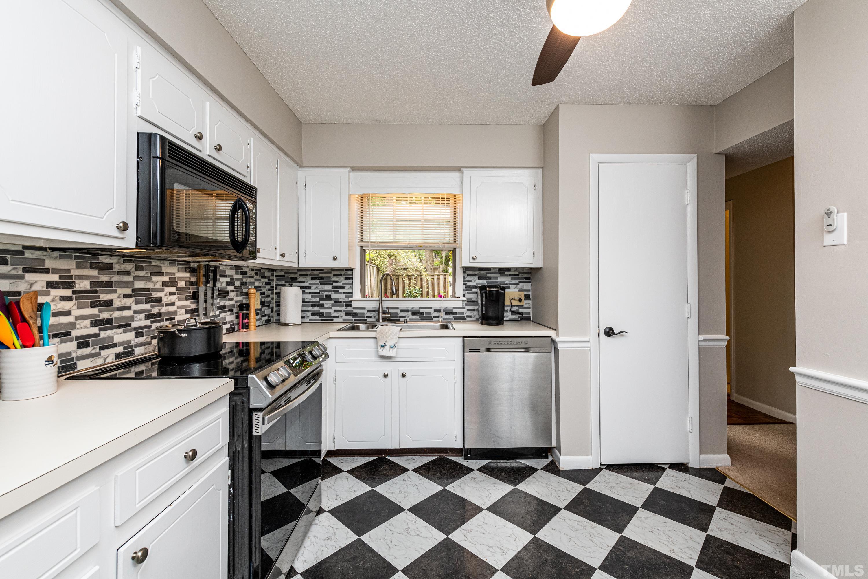 3932 Wendy Lane, Unit 9C2 Raleigh, NC 27606 - Photo 11 of 35 Gallery Image 11